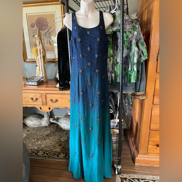 He Matadi be Seth Mehta Blue Green Ombre Beaded Full Length Gown Sz. L - Picture 1 of 7